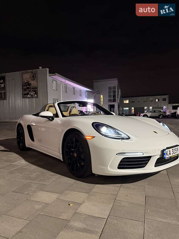 Родстер Porsche Boxster 2016 в Киеве