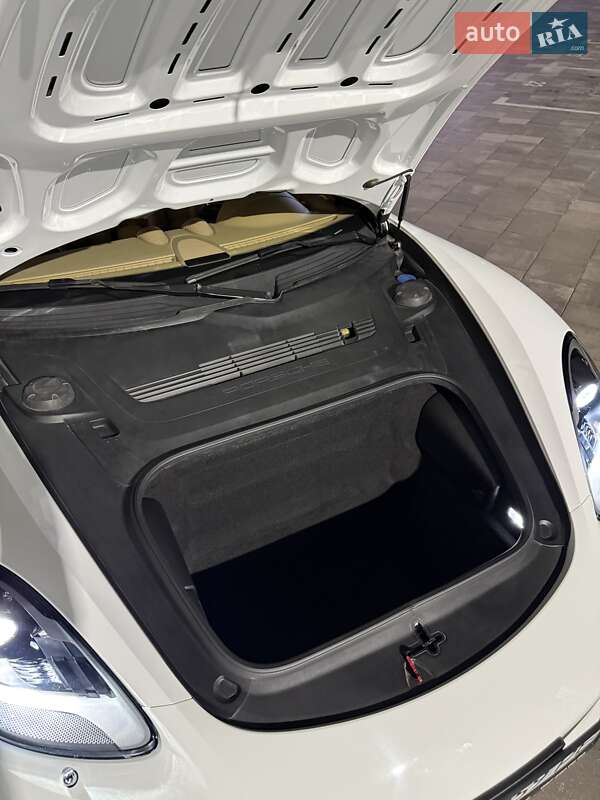 Родстер Porsche Boxster 2016 в Киеве