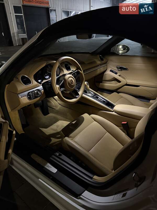 Родстер Porsche Boxster 2016 в Киеве