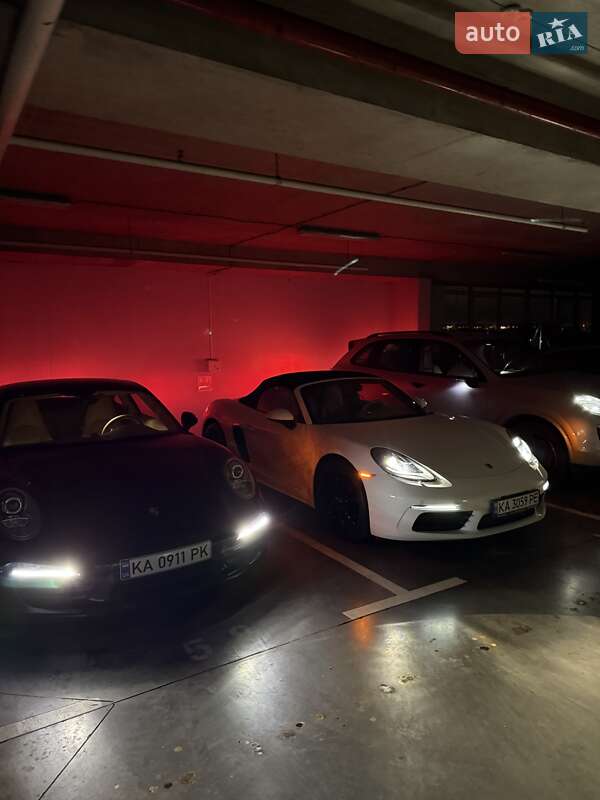 Родстер Porsche Boxster 2016 в Киеве