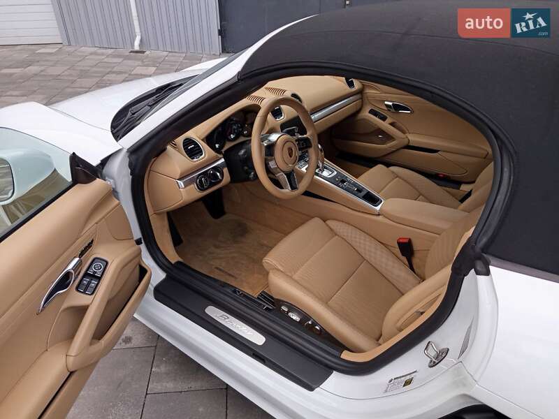 Родстер Porsche Boxster 2016 в Киеве