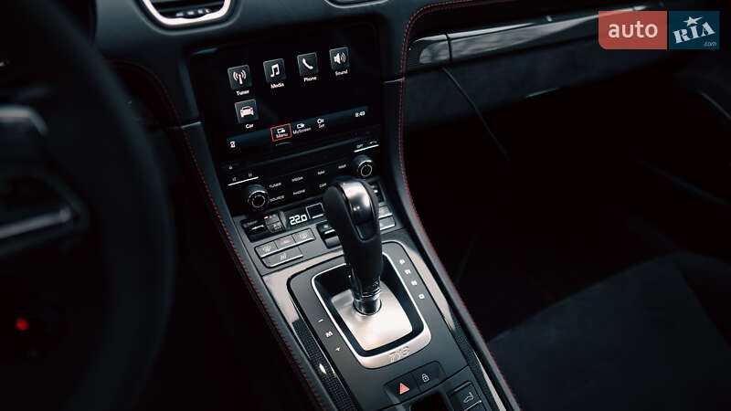 Родстер Porsche Boxster 2019 в Киеве