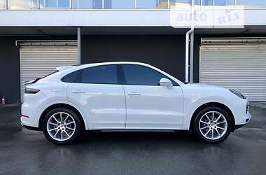 Позашляховик / Кросовер Porsche Cayenne Coupe 2019 в 