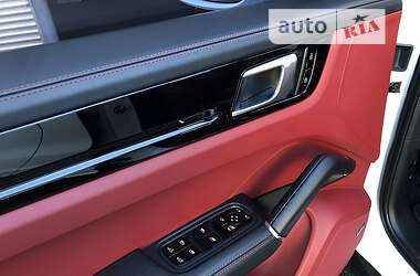 Позашляховик / Кросовер Porsche Cayenne Coupe 2019 в 