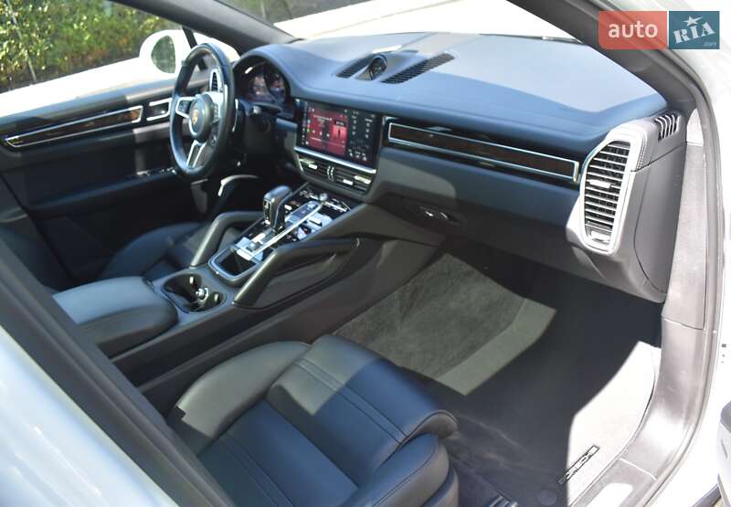 Внедорожник / Кроссовер Porsche Cayenne Coupe 2019 в Киеве фото 15 Внедорожник / Кроссовер Porsche Cayenne Coupe 2019 в Киеве