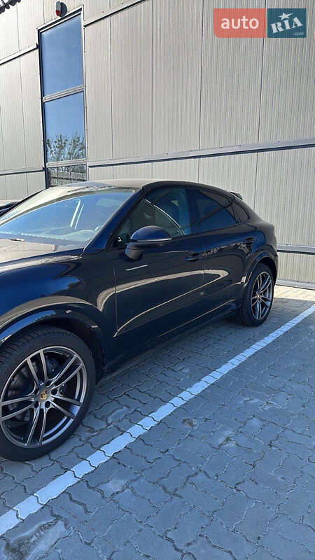 Внедорожник / Кроссовер Porsche Cayenne Coupe 2021 в Мукачево