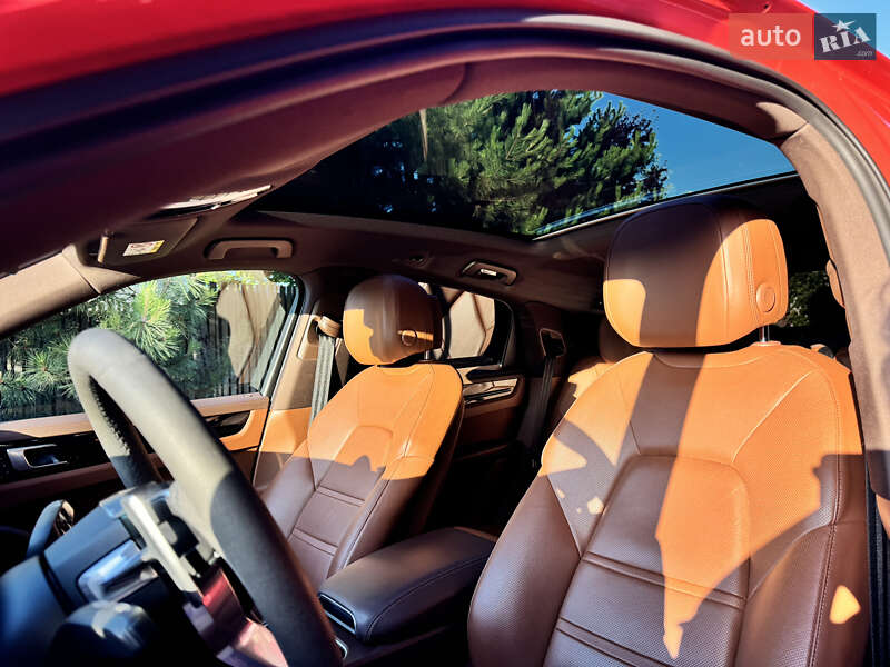Внедорожник / Кроссовер Porsche Cayenne Coupe 2020 в Киеве