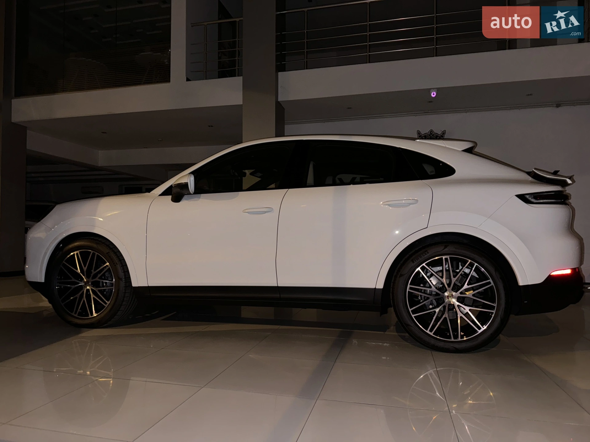 2023 Porsche Cayenne Coupe - мініатюра 11