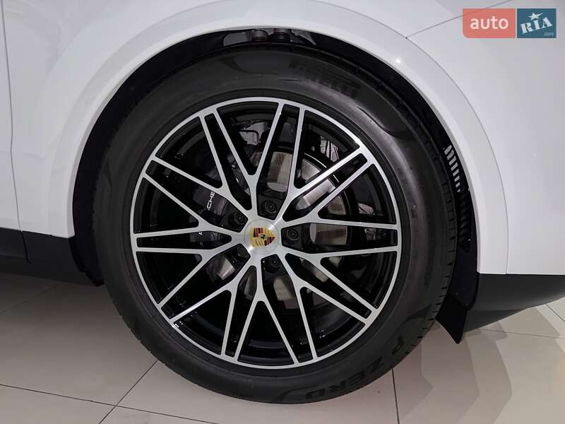 Внедорожник / Кроссовер Porsche Cayenne Coupe 2023 в Одессе