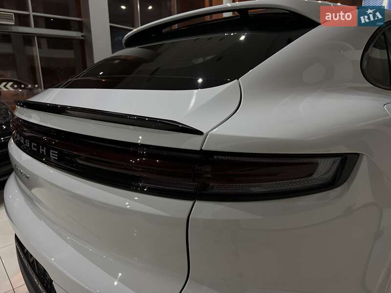 Внедорожник / Кроссовер Porsche Cayenne Coupe 2023 в Одессе