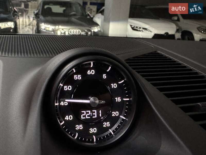 Внедорожник / Кроссовер Porsche Cayenne Coupe 2023 в Одессе