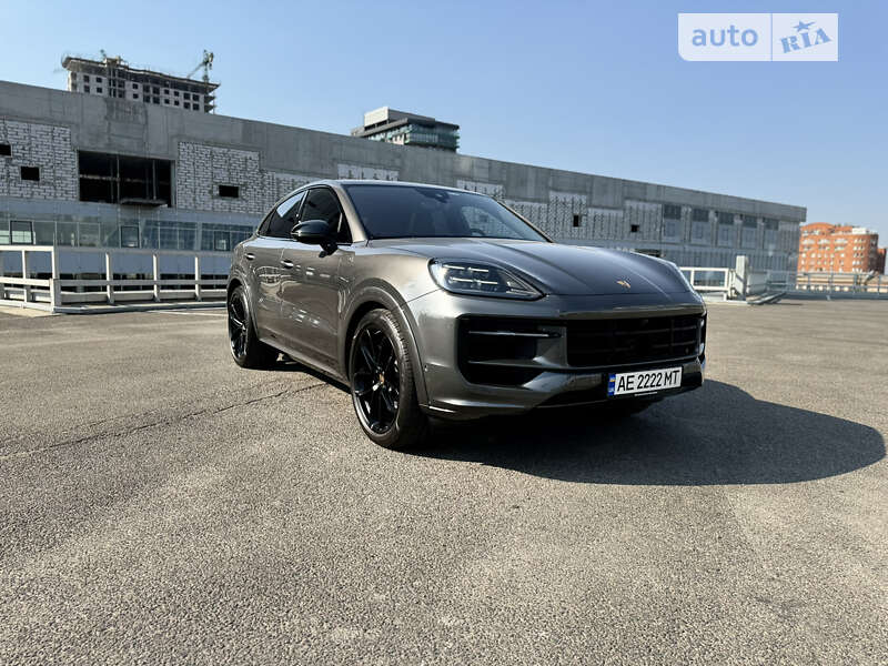 Позашляховик / Кросовер Porsche Cayenne Coupe 2024 в Дніпрі