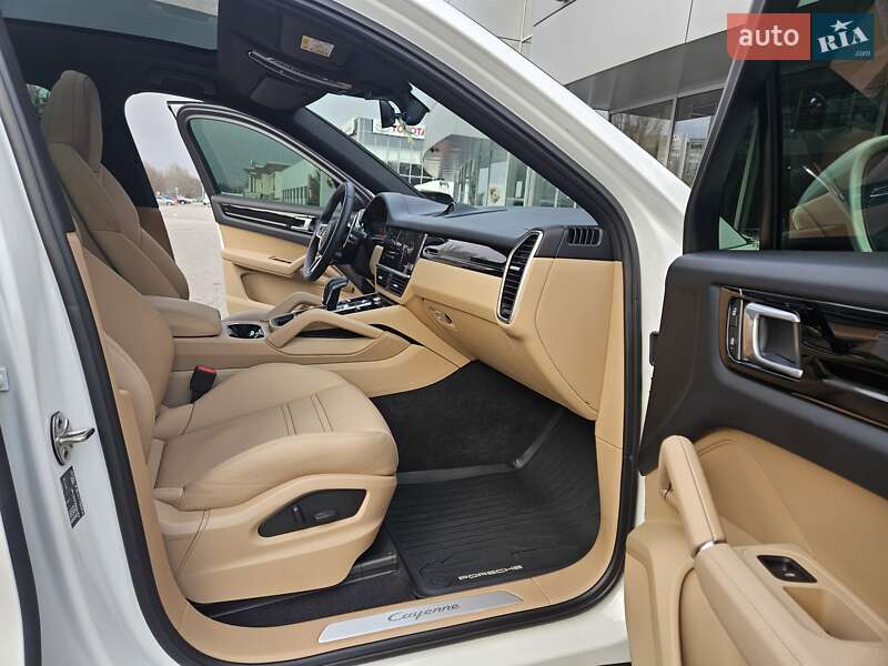Внедорожник / Кроссовер Porsche Cayenne Coupe 2021 в Днепре