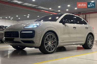 Внедорожник / Кроссовер Porsche Cayenne Coupe 2022 в Киеве