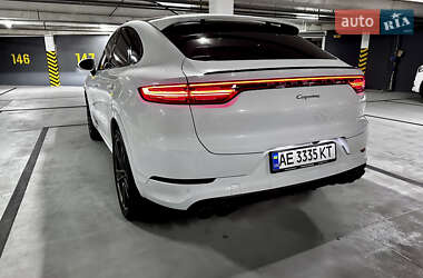 Внедорожник / Кроссовер Porsche Cayenne Coupe 2019 в 