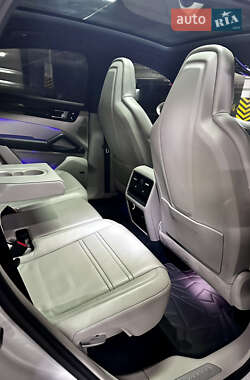 Внедорожник / Кроссовер Porsche Cayenne Coupe 2019 в 