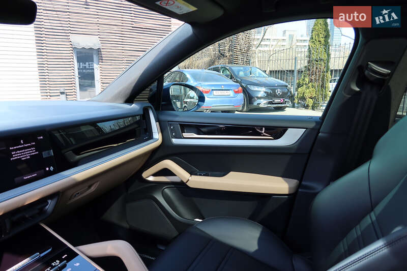 Позашляховик / Кросовер Porsche Cayenne Coupe 2023 в Києві