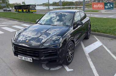 Внедорожник / Кроссовер Porsche Cayenne Coupe 2023 в 