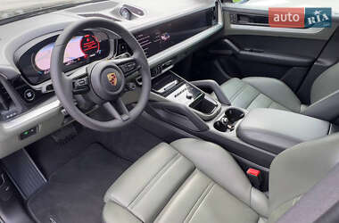 Внедорожник / Кроссовер Porsche Cayenne Coupe 2023 в 