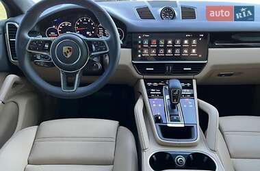 Внедорожник / Кроссовер Porsche Cayenne Coupe 2023 в 