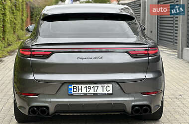 Позашляховик / Кросовер Porsche Cayenne Coupe 2021 в 