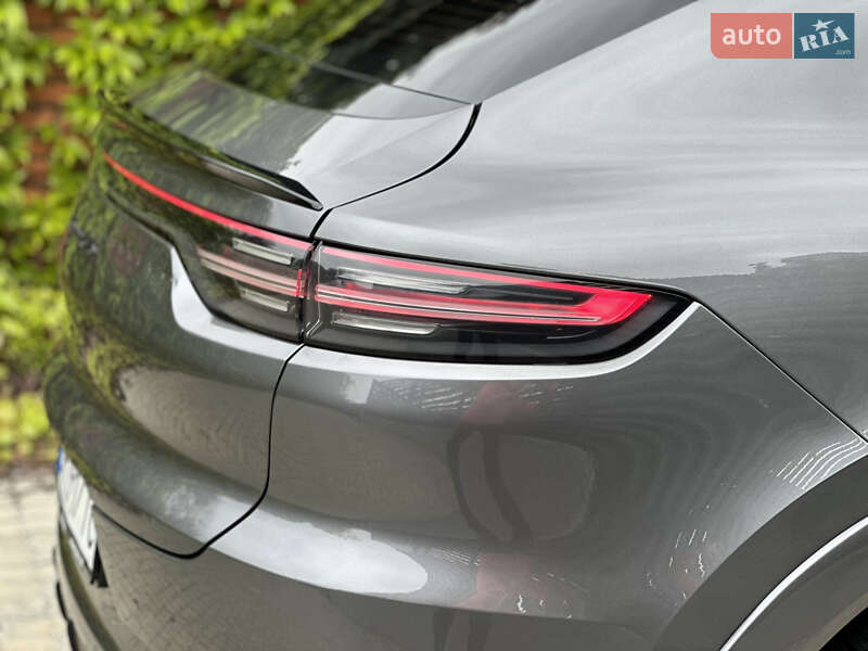 Позашляховик / Кросовер Porsche Cayenne Coupe 2021 в Одесі