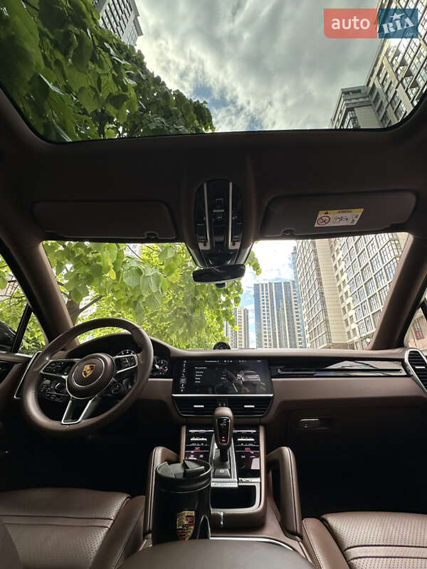 Внедорожник / Кроссовер Porsche Cayenne Coupe 2020 в Киеве