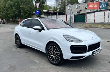Позашляховик / Кросовер Porsche Cayenne Coupe 2021 в 