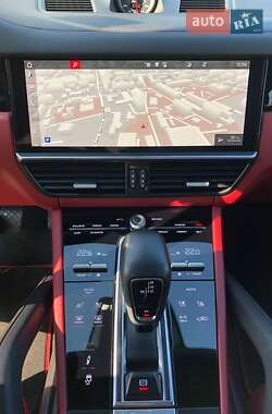 Внедорожник / Кроссовер Porsche Cayenne Coupe 2021 в 