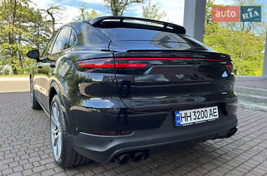 Внедорожник / Кроссовер Porsche Cayenne Coupe 2021 в 