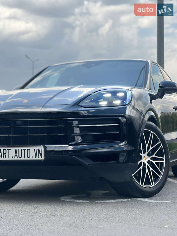 Внедорожник / Кроссовер Porsche Cayenne Coupe 2023 в Виннице