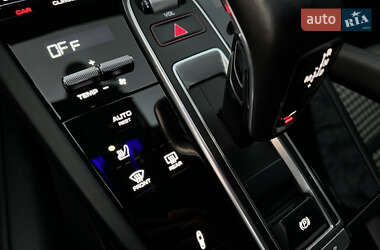 Внедорожник / Кроссовер Porsche Cayenne Coupe 2019 в 