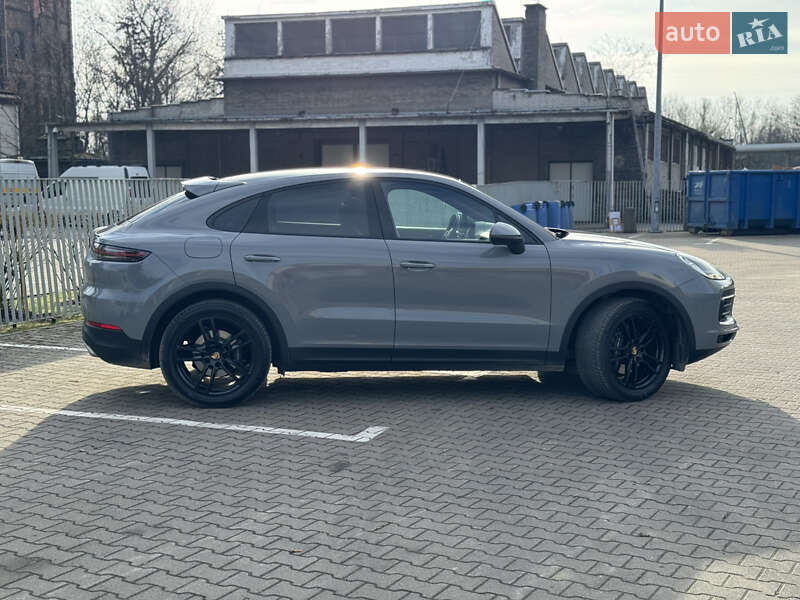 Внедорожник / Кроссовер Porsche Cayenne Coupe 2020 в Киеве