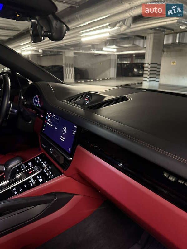 Внедорожник / Кроссовер Porsche Cayenne Coupe 2022 в Шептицькому