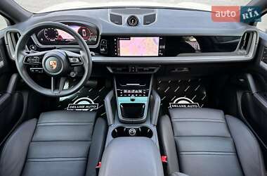Внедорожник / Кроссовер Porsche Cayenne Coupe 2023 в 