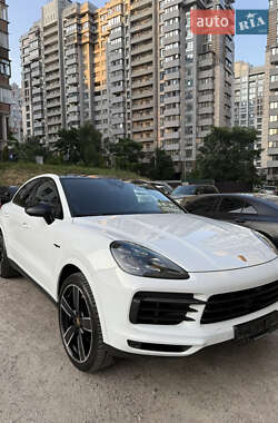 Внедорожник / Кроссовер Porsche Cayenne Coupe 2022 в Киеве