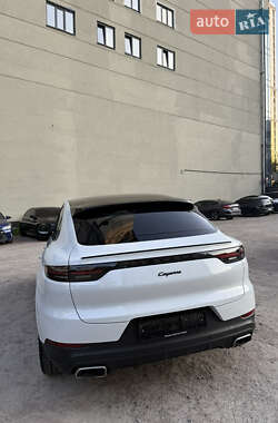 Внедорожник / Кроссовер Porsche Cayenne Coupe 2022 в 