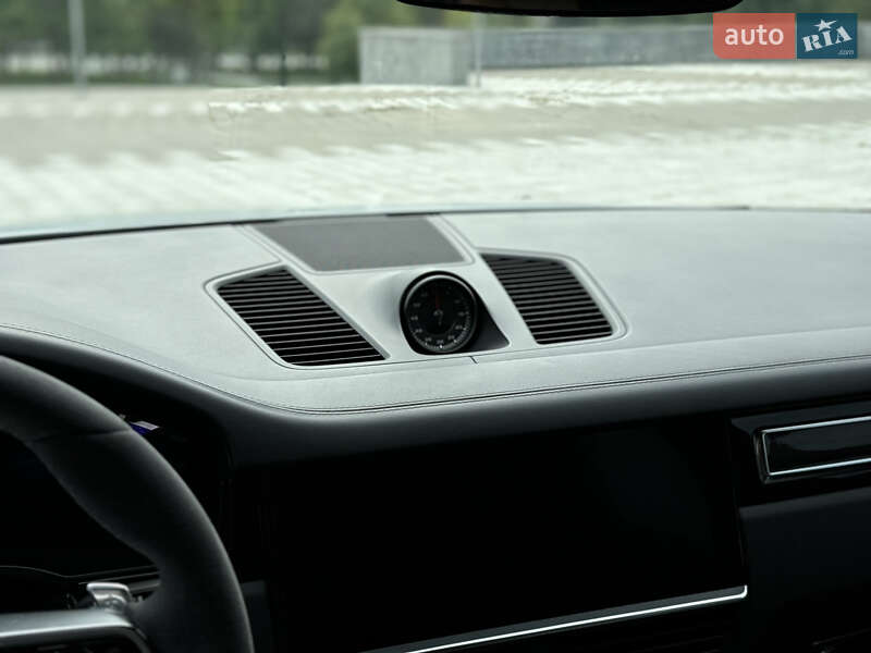 Внедорожник / Кроссовер Porsche Cayenne Coupe 2019 в Харькове