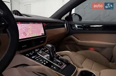 Внедорожник / Кроссовер Porsche Cayenne Coupe 2021 в 