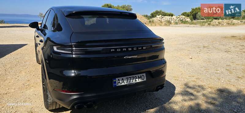 Внедорожник / Кроссовер Porsche Cayenne Coupe 2023 в Киеве