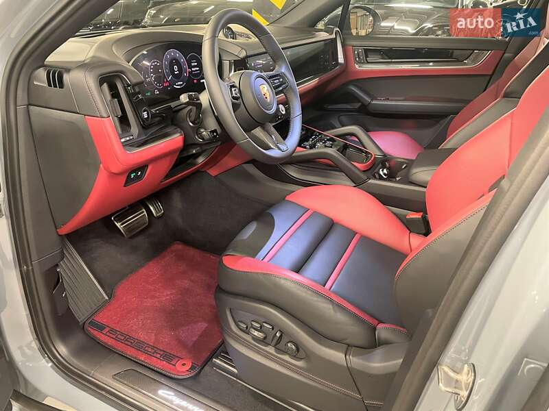 Позашляховик / Кросовер Porsche Cayenne Coupe 2024 в Києві