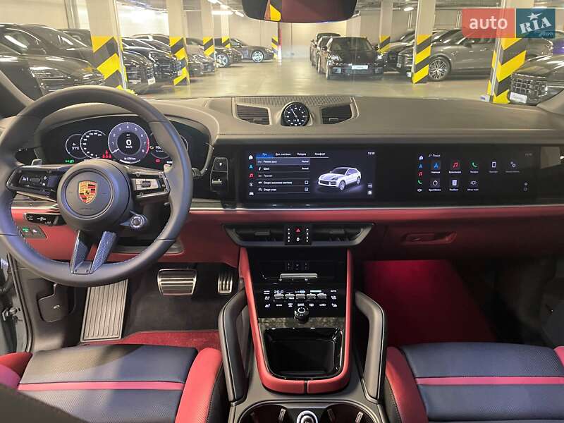 Позашляховик / Кросовер Porsche Cayenne Coupe 2024 в Києві