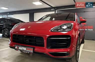 Внедорожник / Кроссовер Porsche Cayenne Coupe 2021 в 