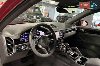 Внедорожник / Кроссовер Porsche Cayenne Coupe 2021 в 
