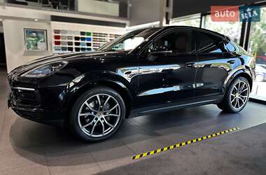 Внедорожник / Кроссовер Porsche Cayenne Coupe 2020 в 
