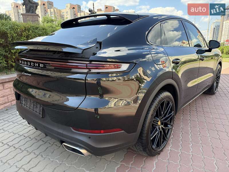 Позашляховик / Кросовер Porsche Cayenne Coupe 2024 в Києві