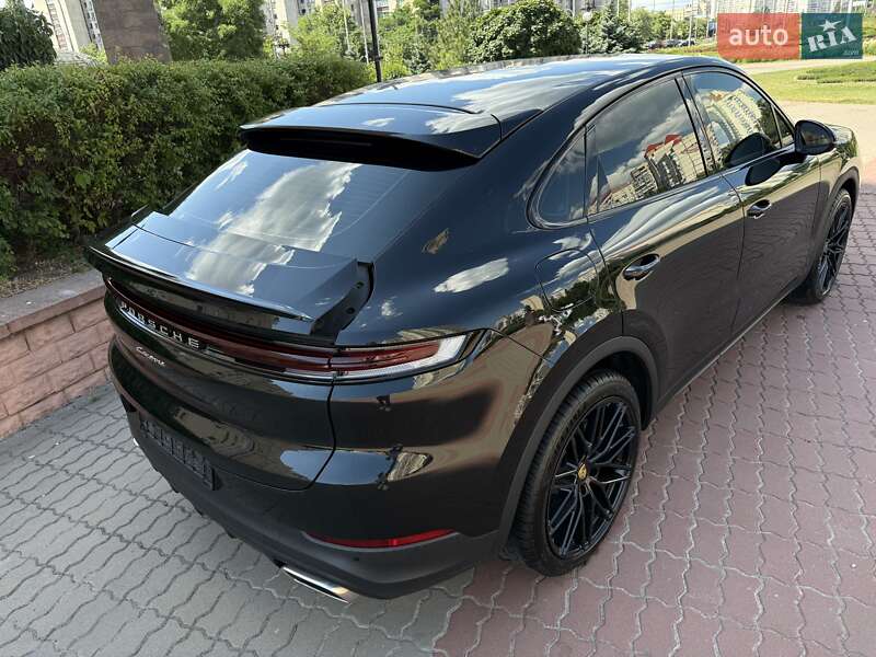 Позашляховик / Кросовер Porsche Cayenne Coupe 2024 в Києві
