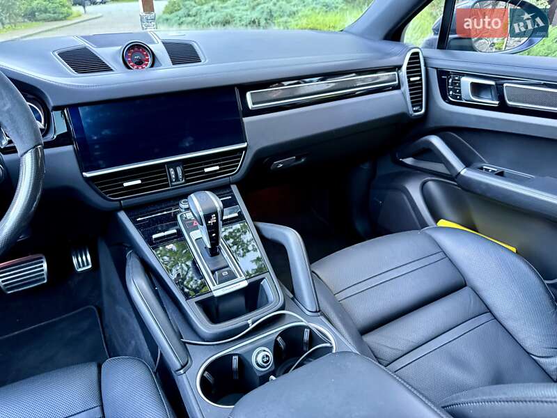 Внедорожник / Кроссовер Porsche Cayenne Coupe 2019 в Львове