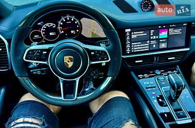Внедорожник / Кроссовер Porsche Cayenne Coupe 2019 в 