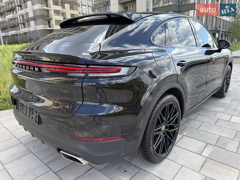 Позашляховик / Кросовер Porsche Cayenne Coupe 2024 в Києві
